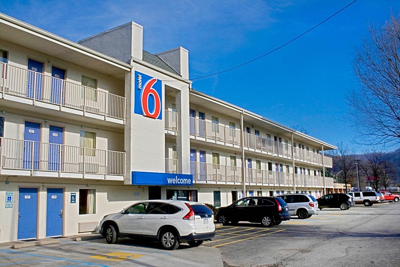 Days Inn By Wyndham Charleston Wv 외부 사진